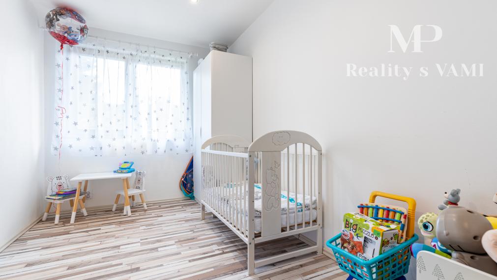 REZERVOVANÝ rodinný dom s bazénom - Košice, Myslava