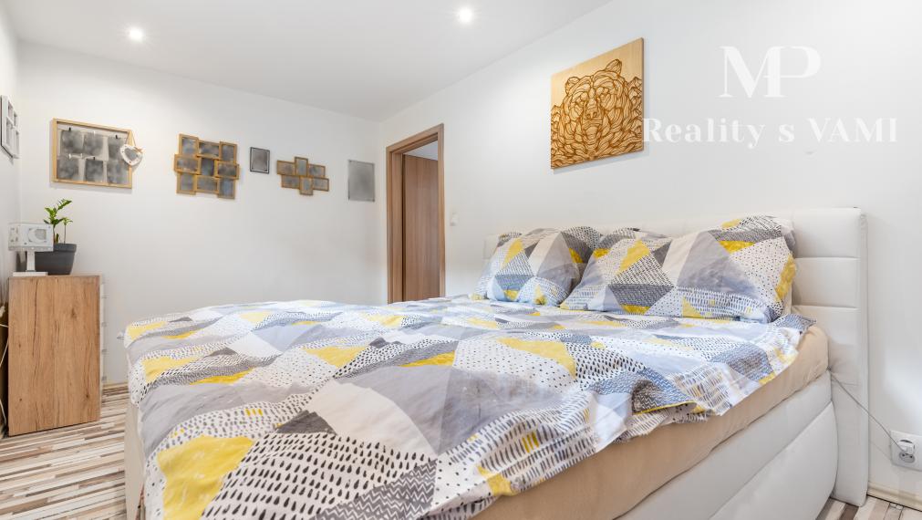 REZERVOVANÝ rodinný dom s bazénom - Košice, Myslava