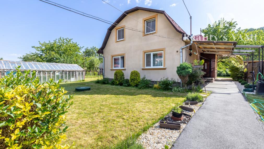 REZERVOVANÝ rodinný dom - pozemok 907 m2 - Košice, V. Opátske