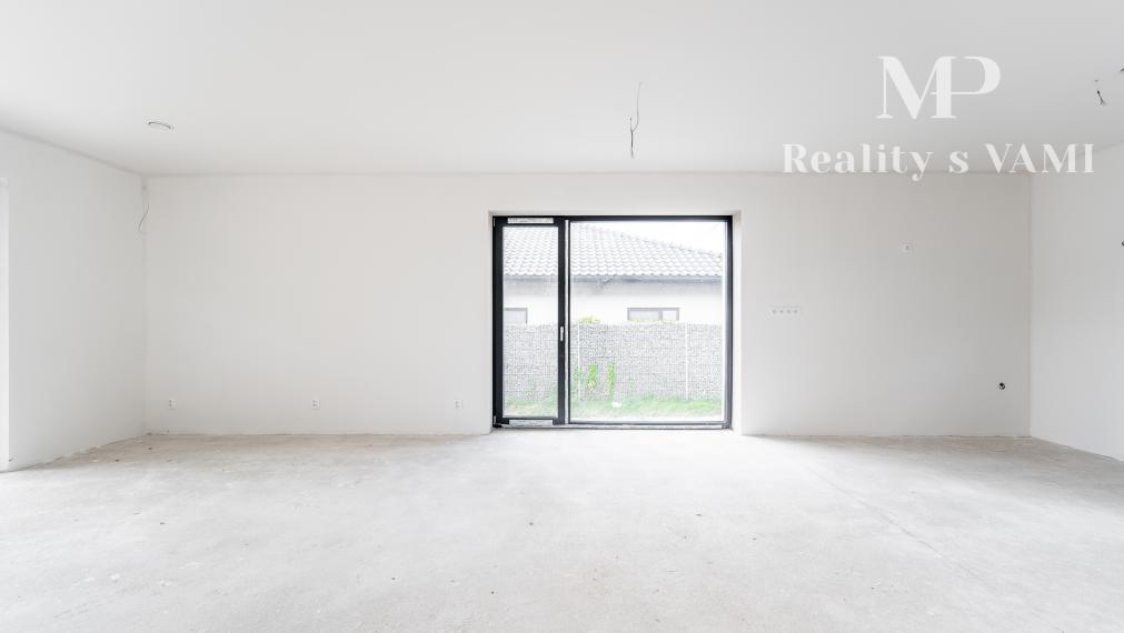 REZERVOVANÝ 5 izbový rodinný dom - Rozhanovce, Košice okolie