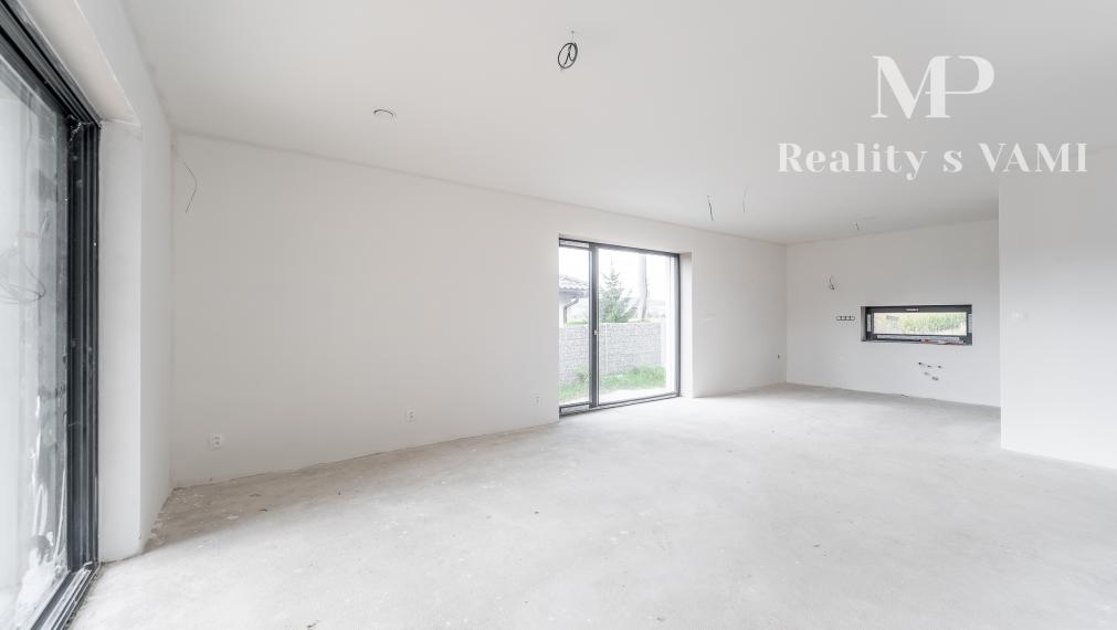 REZERVOVANÝ 5 izbový rodinný dom - Rozhanovce, Košice okolie