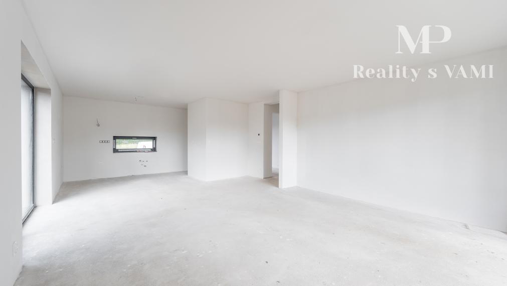 REZERVOVANÝ 5 izbový rodinný dom - Rozhanovce, Košice okolie