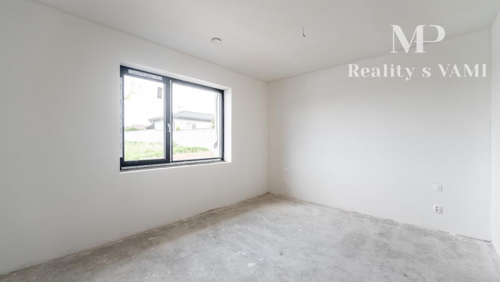 REZERVOVANÝ 5 izbový rodinný dom - Rozhanovce, Košice okolie