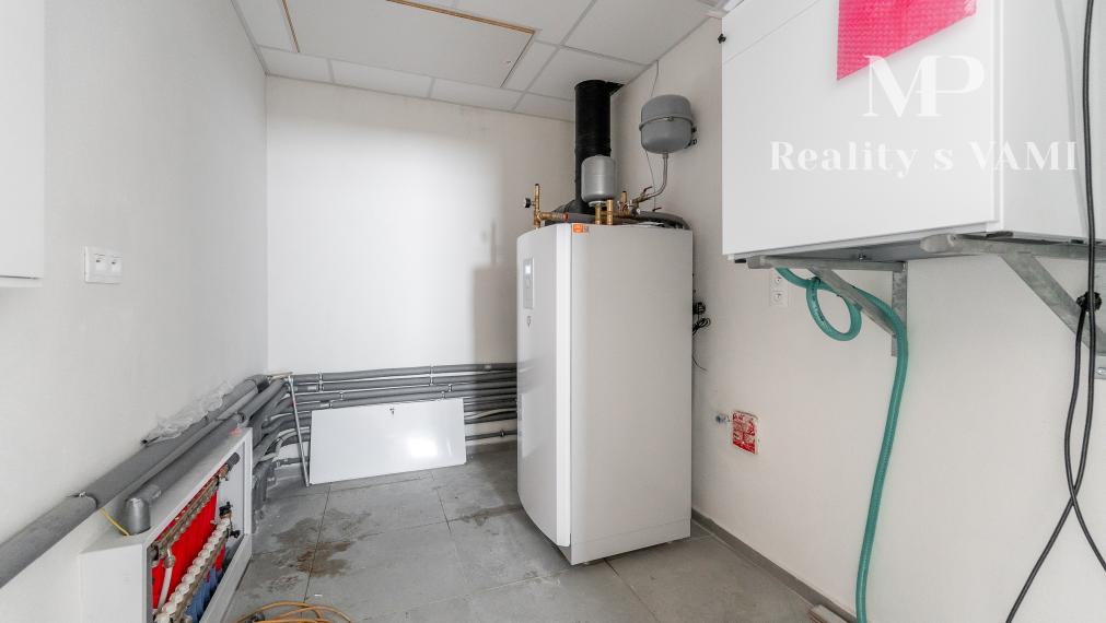 REZERVOVANÝ 5 izbový rodinný dom - Rozhanovce, Košice okolie