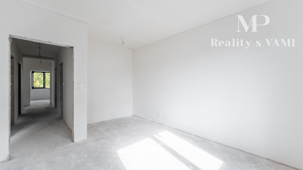 REZERVOVANÝ 5 izbový rodinný dom - Rozhanovce, Košice okolie