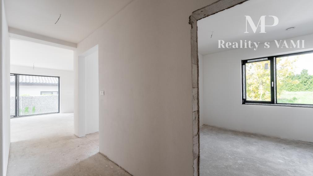 REZERVOVANÝ 5 izbový rodinný dom - Rozhanovce, Košice okolie