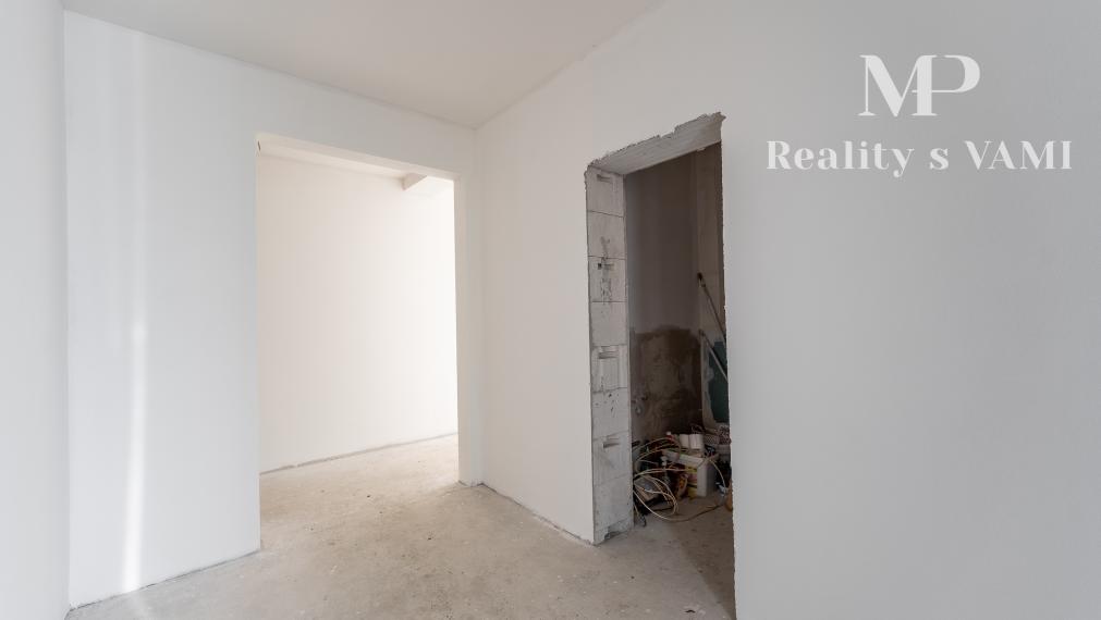 REZERVOVANÝ 5 izbový rodinný dom - Rozhanovce, Košice okolie