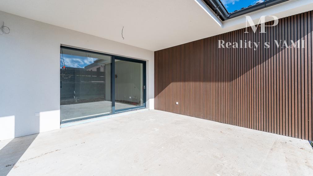 REZERVOVANÝ 5 izbový rodinný dom - Rozhanovce, Košice okolie