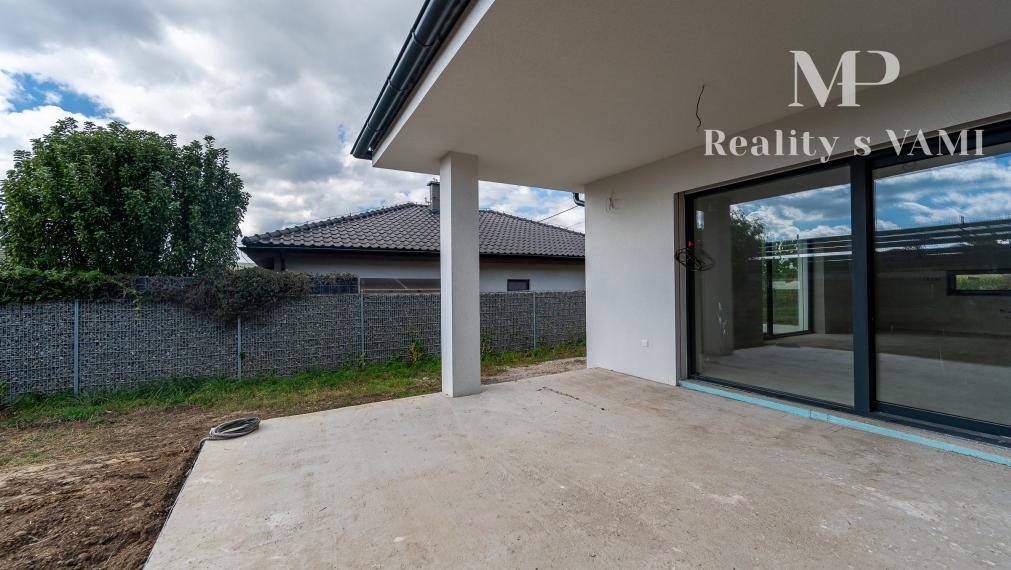 REZERVOVANÝ 5 izbový rodinný dom - Rozhanovce, Košice okolie