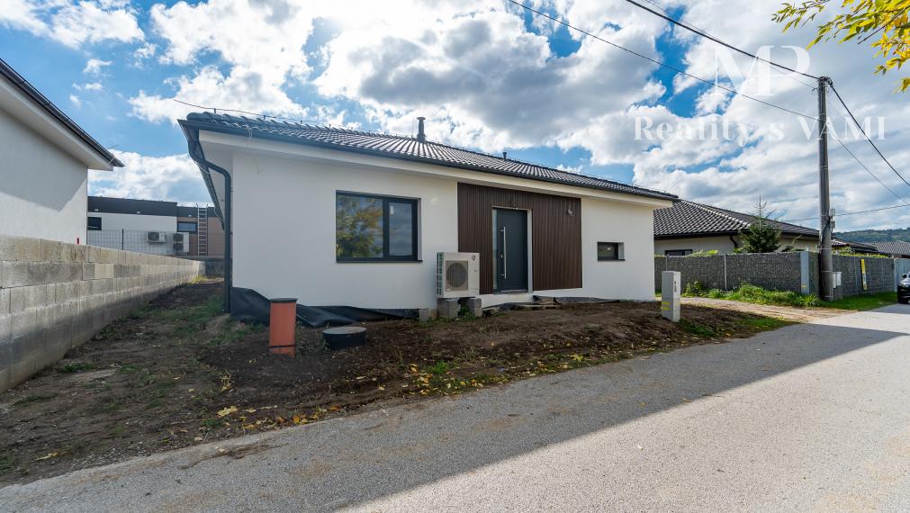 REZERVOVANÝ 5 izbový rodinný dom - Rozhanovce, Košice okolie