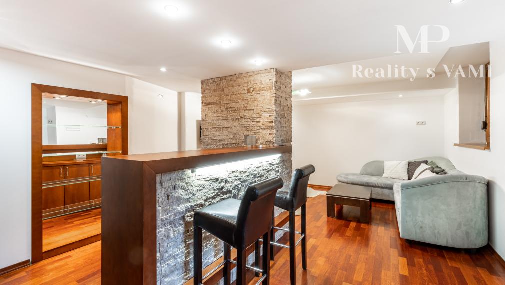 Na prenájom 5 izbový byt - Košice, Slovenského ulica