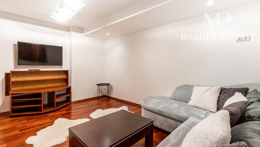 Na prenájom 5 izbový byt - Košice, Slovenského ulica