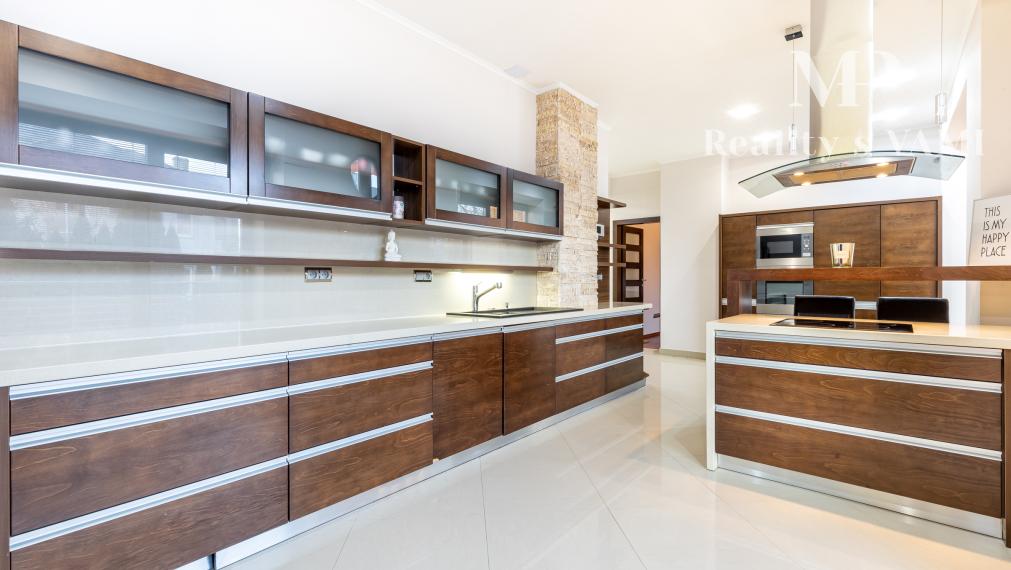 Na prenájom 5 izbový byt - Košice, Slovenského ulica