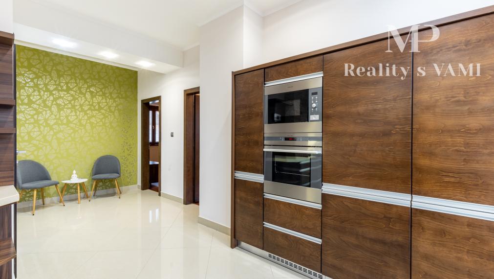 Na prenájom 5 izbový byt - Košice, Slovenského ulica