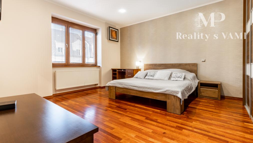 Na prenájom 5 izbový byt - Košice, Slovenského ulica