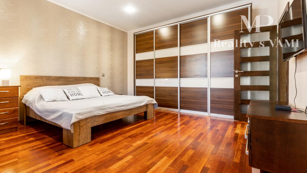 Na prenájom 5 izbový byt - Košice, Slovenského ulica