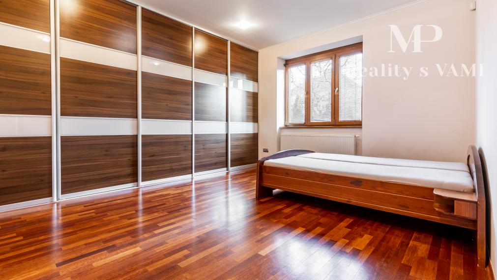 Na prenájom 5 izbový byt - Košice, Slovenského ulica