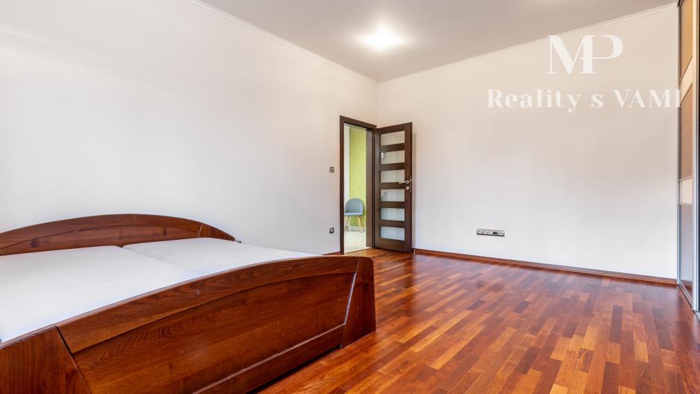 Na prenájom 5 izbový byt - Košice, Slovenského ulica