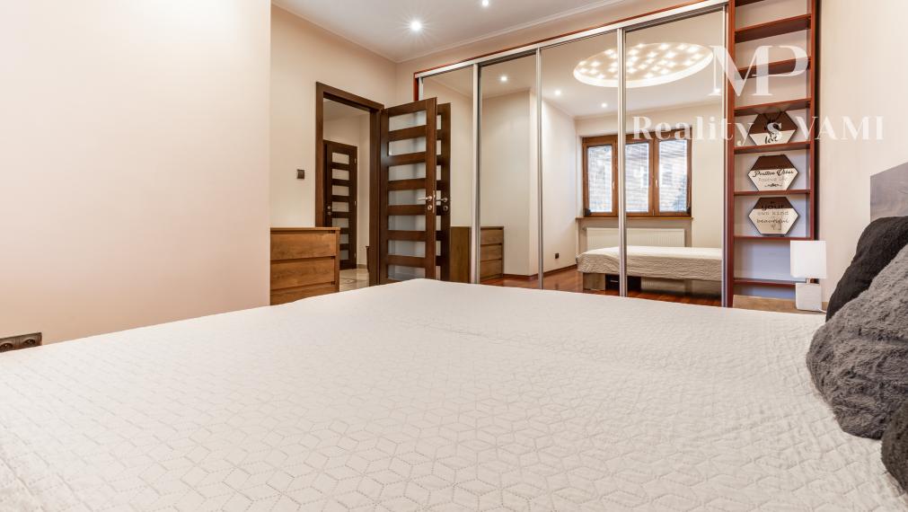 Na prenájom 5 izbový byt - Košice, Slovenského ulica