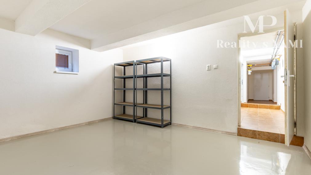 Na prenájom 5 izbový byt - Košice, Slovenského ulica