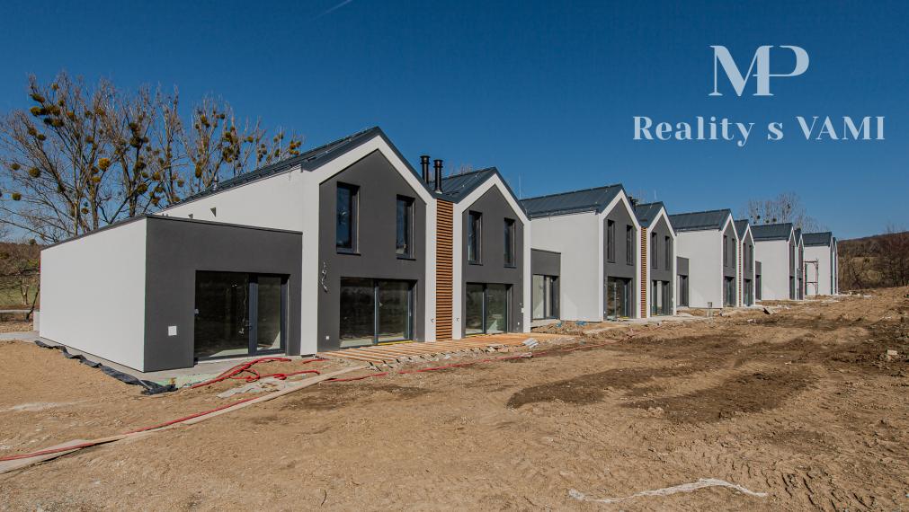 Na predaj 4 izbový rodinný dom - FAMILY,  Rozhanovce, Košice