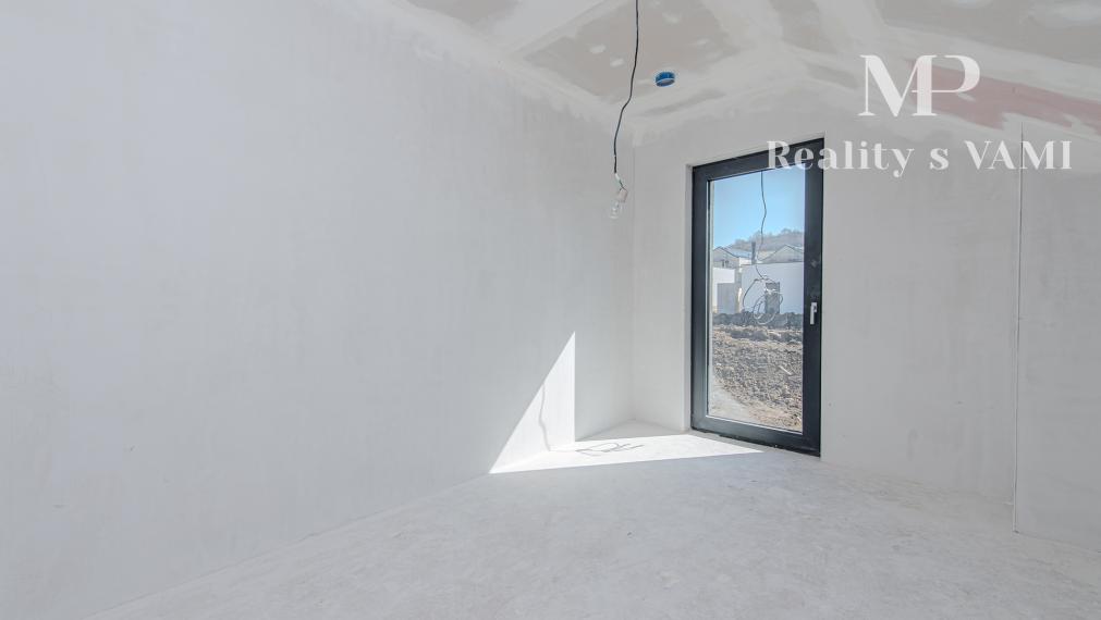 Na predaj 4 izbový rodinný dom - FAMILY,  Rozhanovce, Košice