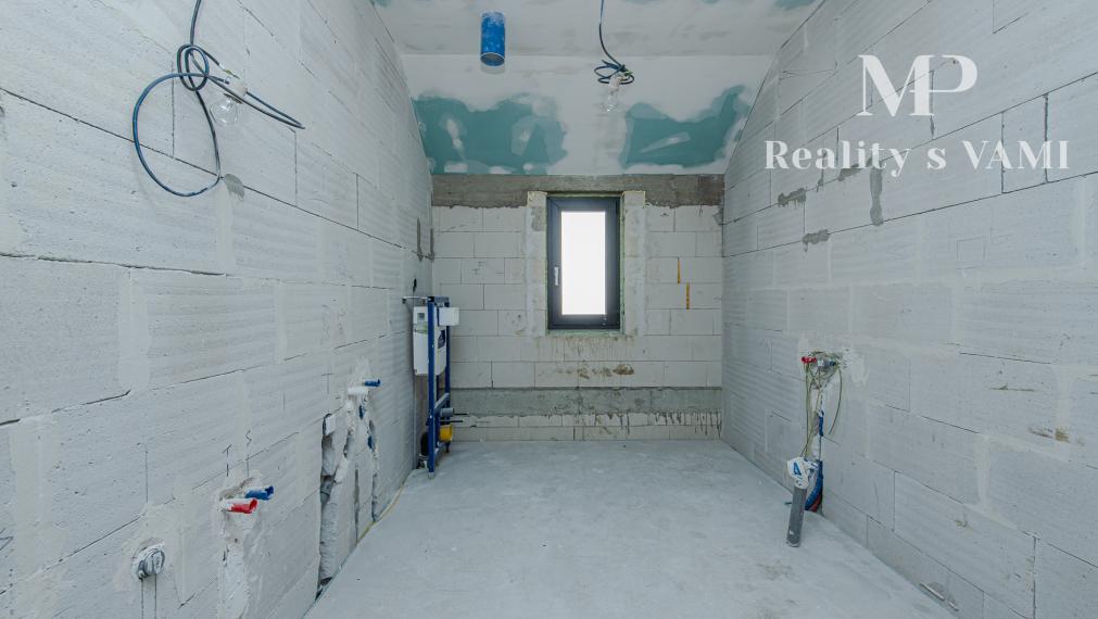 Na predaj 4 izbový rodinný dom - FAMILY,  Rozhanovce, Košice