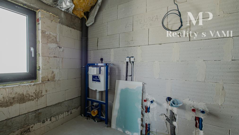 Na predaj 4 izbový rodinný dom - FAMILY,  Rozhanovce, Košice