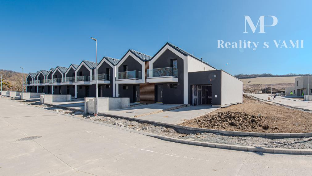 Na predaj 4 izbový rodinný dom - FAMILY,  Rozhanovce, Košice