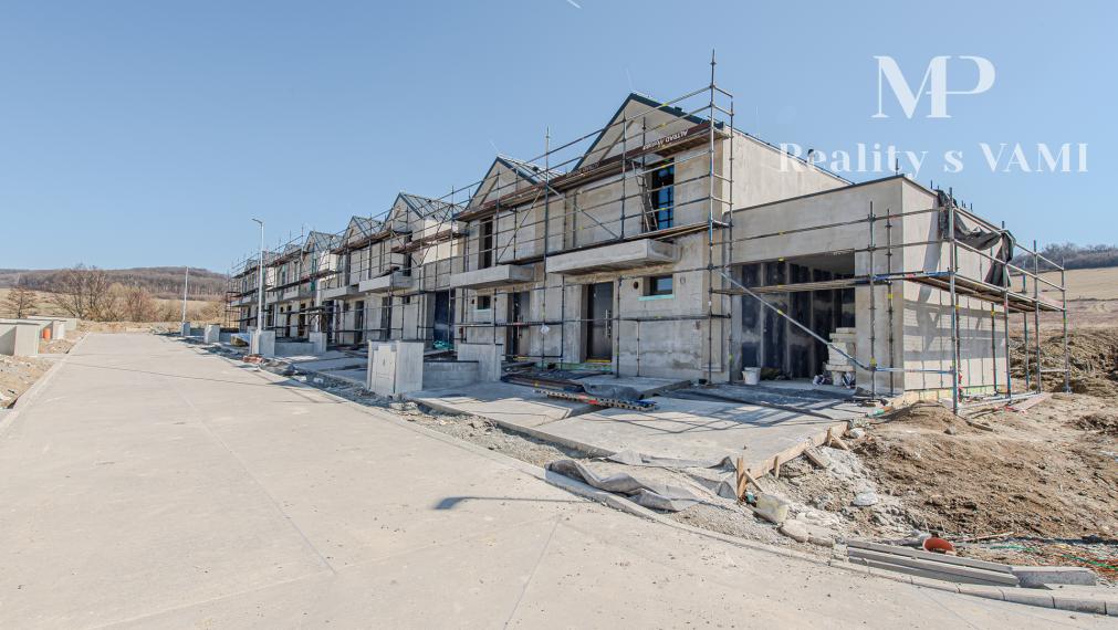 Na predaj 4 izbový rodinný dom - FAMILY,  Rozhanovce, Košice