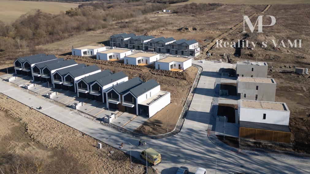 Na predaj 4 izbový rodinný dom - FAMILY,  Rozhanovce, Košice