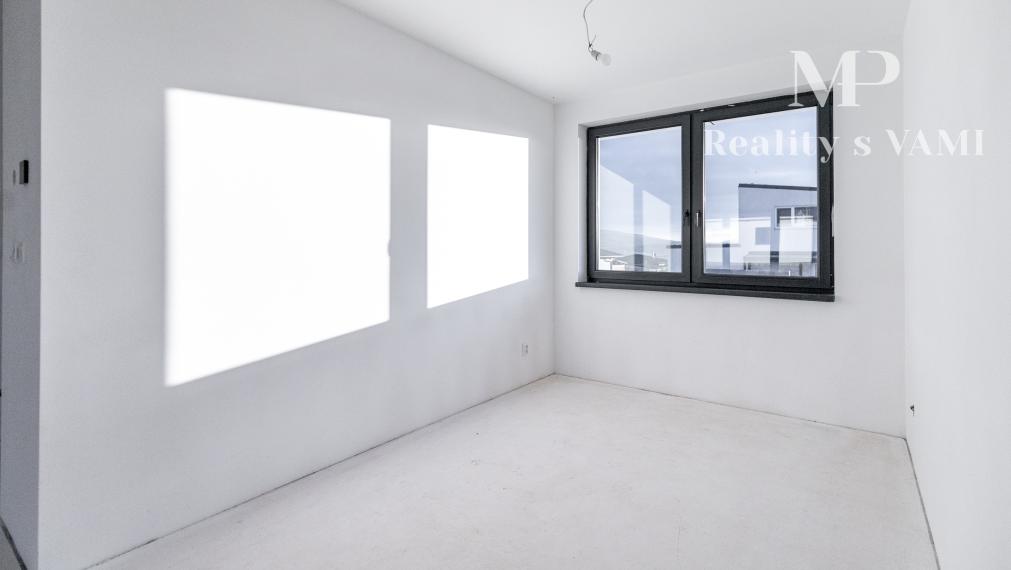 Na predaj 5 izb. rodinný dom - Vyšná Kamenica, Košice okolie