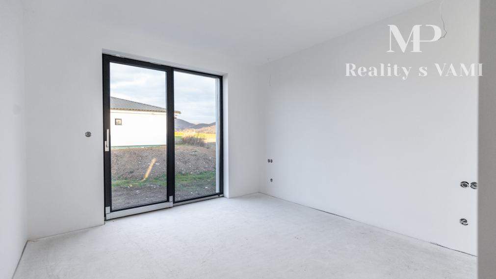 Na predaj 5 izb. rodinný dom - Vyšná Kamenica, Košice okolie