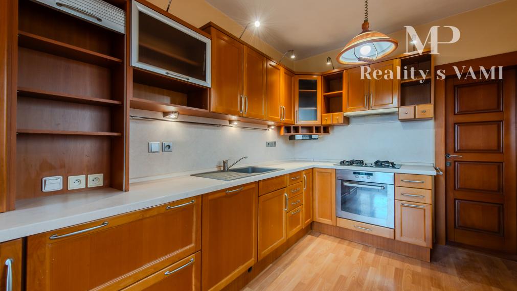 Na predaj 5 izbový rodinný dom - Košice, Zdoba