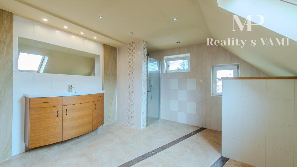 Na predaj 5 izbový rodinný dom - Košice, Zdoba