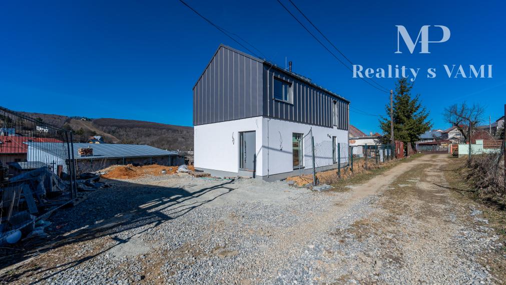 Na predaj 4 izbový rodinný dom - Košice, Kavečany