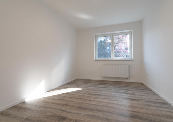 REZERVOVANÝ prenájom 2 izbový byt - Bratislava, Vrakuňa