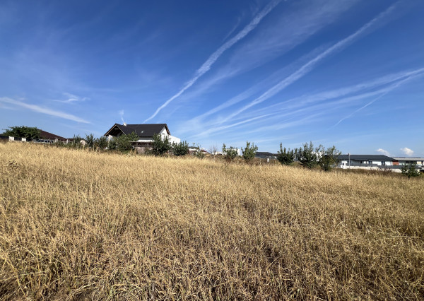 Na predaj investičný pozemok 409 m2 - Haniska, Košice