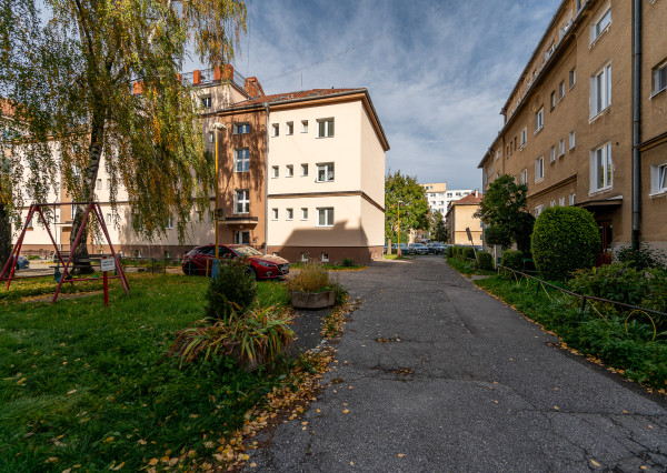 Na prenájom 2 izbový byt - Košice, Letná ulica